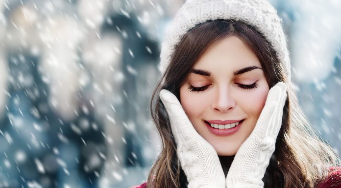 10 Tips to Keep Your Skin Soft and Glowing in Winter