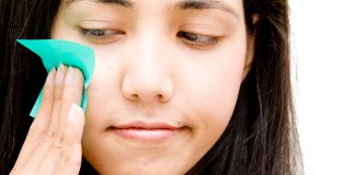 Oily Skin Problems? Follow These Simple Tips to Get A Fair, Glowing Skin