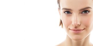 How to Hydrate Skin Naturally with Skincare Products