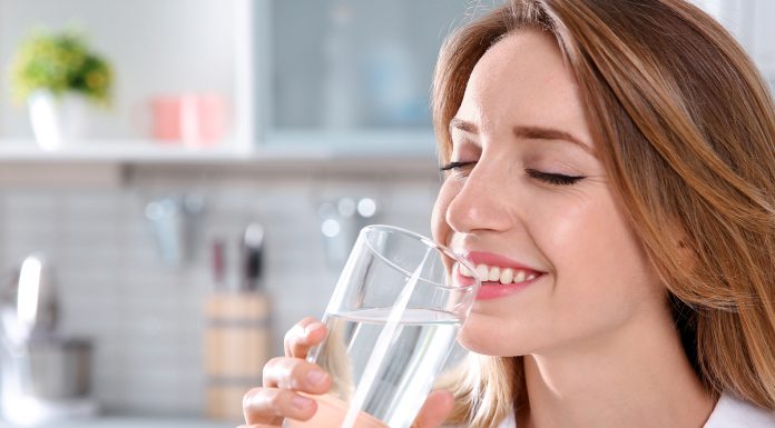 Treat Flaky Skin With This Fruit Face Wash Today!