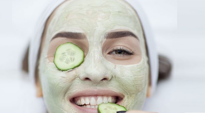 10 Effective Home Remedies to Rejuvenate the Skin