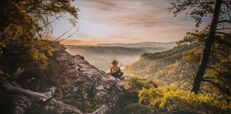 7 Home Remedies For A Naturally Glowing Skin In Winter