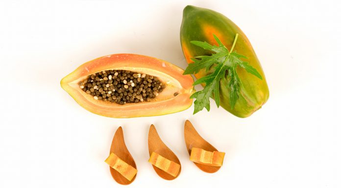 How to Exfoliate Skin While You Are Travelling?