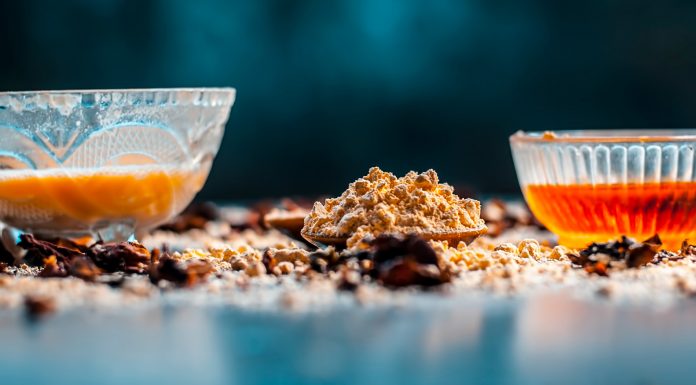 The Secrets of Removing Tan to Get a Natural Glow, This Season