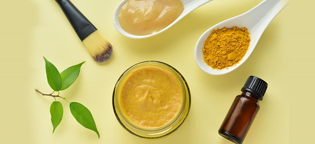 Turmeric Paste for Cuts and Wounds