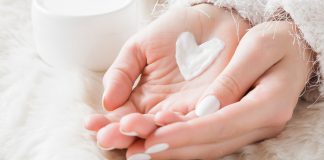 Brave That Cold With A Winter Skincare Regime Winter Skin Moisturizing Guide