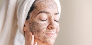 Flaunt Your Renewed Skin With The Walnut Face Scrub!