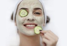 Relax & Unwind As You Pamper Your Skin With The Rejuvenating Cucumber & Aloe Vera Face Pack