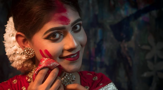 Be Pujo Ready and Put Your Best ‘Face’ Forward