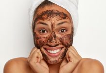 Get Rid Of Blackheads & Dirt With The Walnut Apricot Scrub