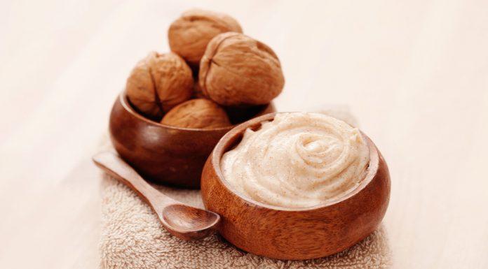 Why and How to Exfoliate Your Face in Winter? Walnut scrub