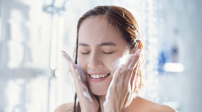 How to Use Face Wash: A Step-by-Step Guide for Healthy Skin