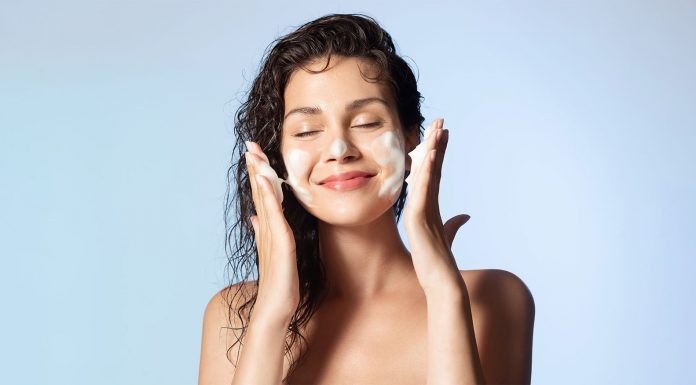 Discover The Amazing Benefits of Tulsi Turmeric Face Wash For Your Skin