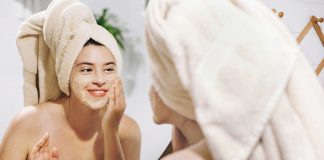 How to Use Face Scrub Properly for Effective Exfoliation how to use face scrub