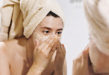 Top 10 Benefits of Face Scrub & How to Use Them Right