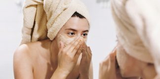 Top 10 Benefits of Face Scrub & How to Use Them Right
