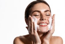 How to Pick the Best Face Wash for the Winter Season