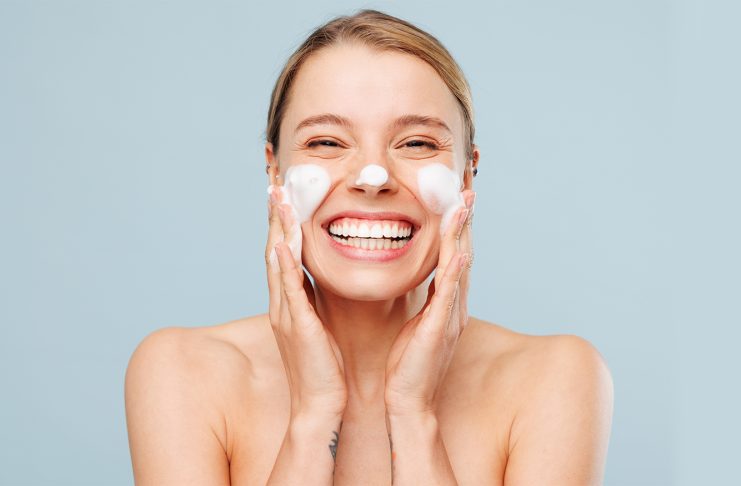 Guide on How to Use Face Wash